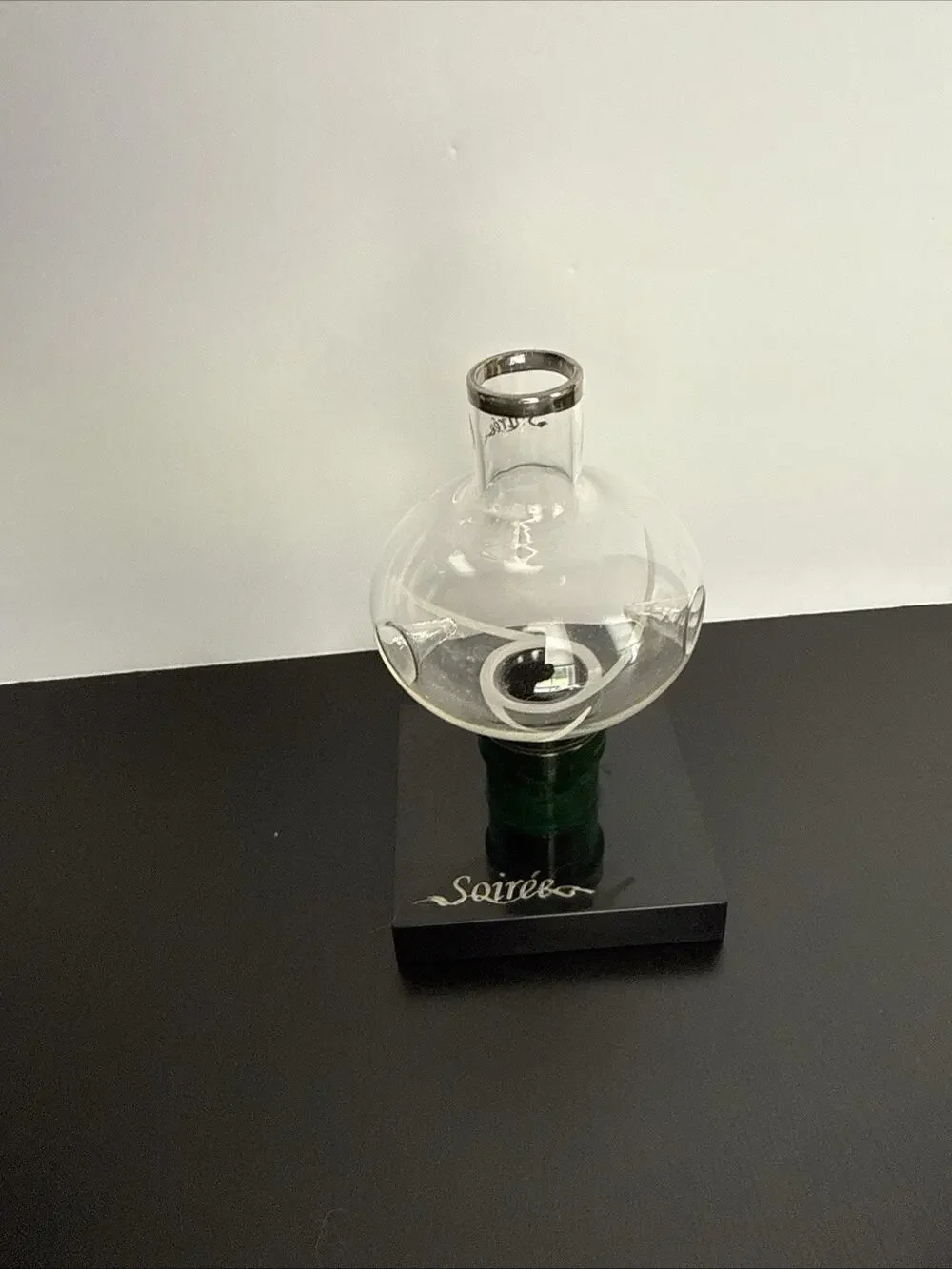 Soiree Premier In-Bottle Wine Aerator Etched Glass/ Blown Glass with stand